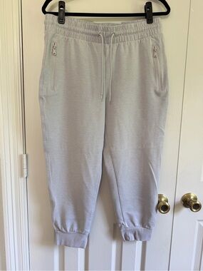 Old Navy Active Dynamic Fleece High Rise Jogger Pants Gray Petite Large Zip Pock